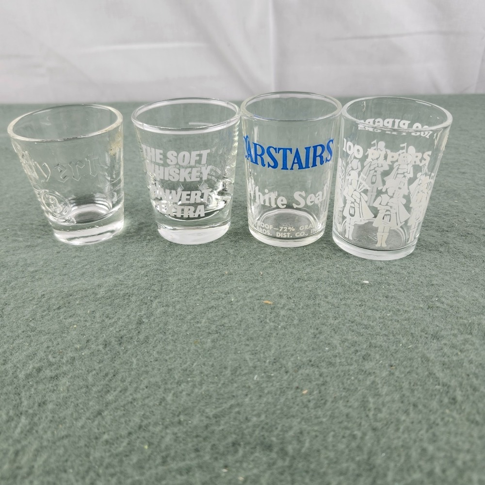 4x Vintage Shot‎ Glasses - Liquor Brands - Calvert Carstairs 100 Pipers